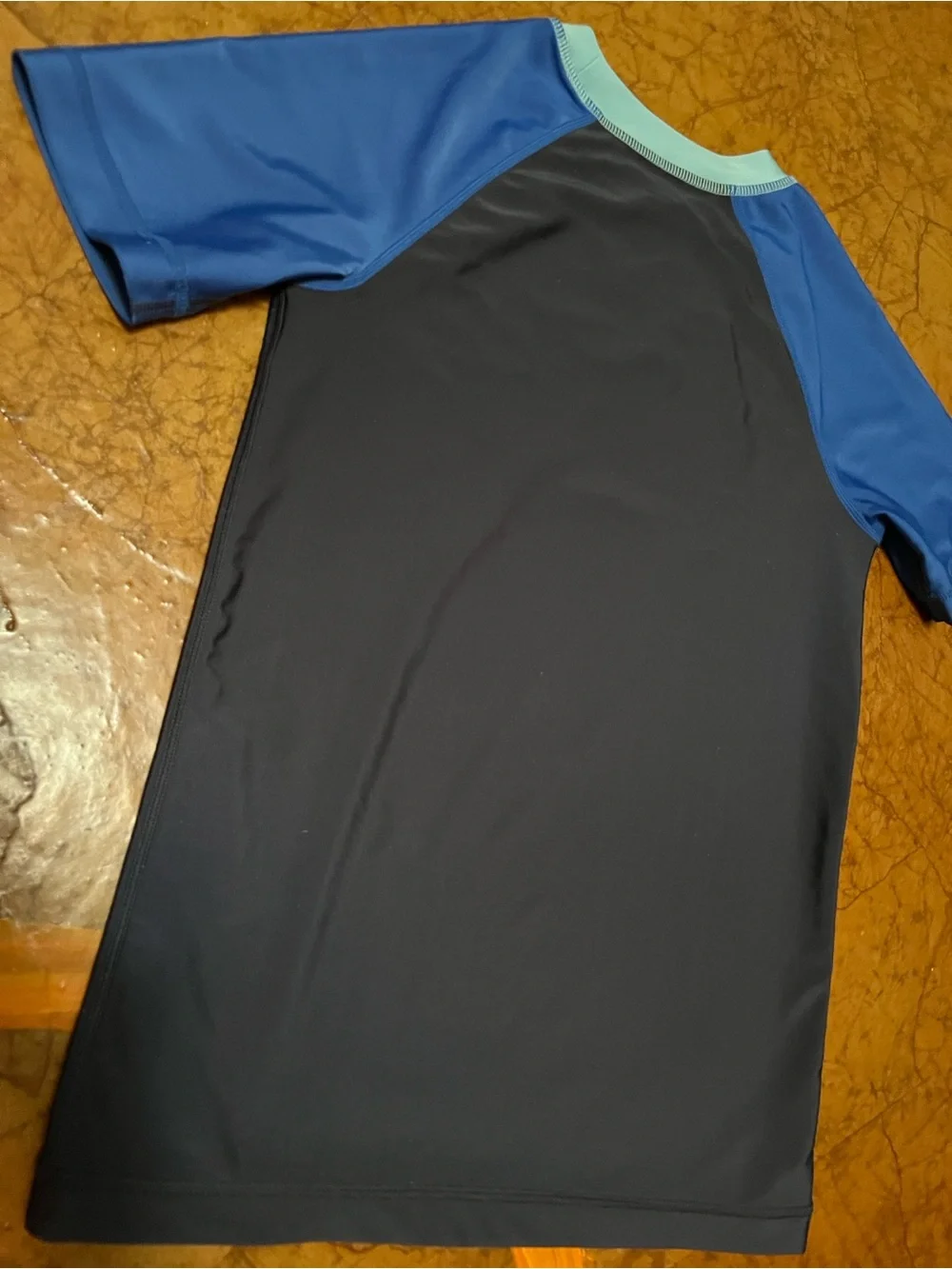 Tea Collection Boys Navy and Blue Short-Sleeve Rash-guard Sz 8